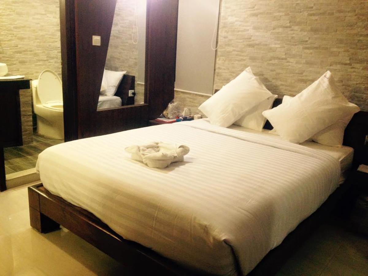 Neeshorgo Hotel & Resort Cox's Bazar Extérieur photo