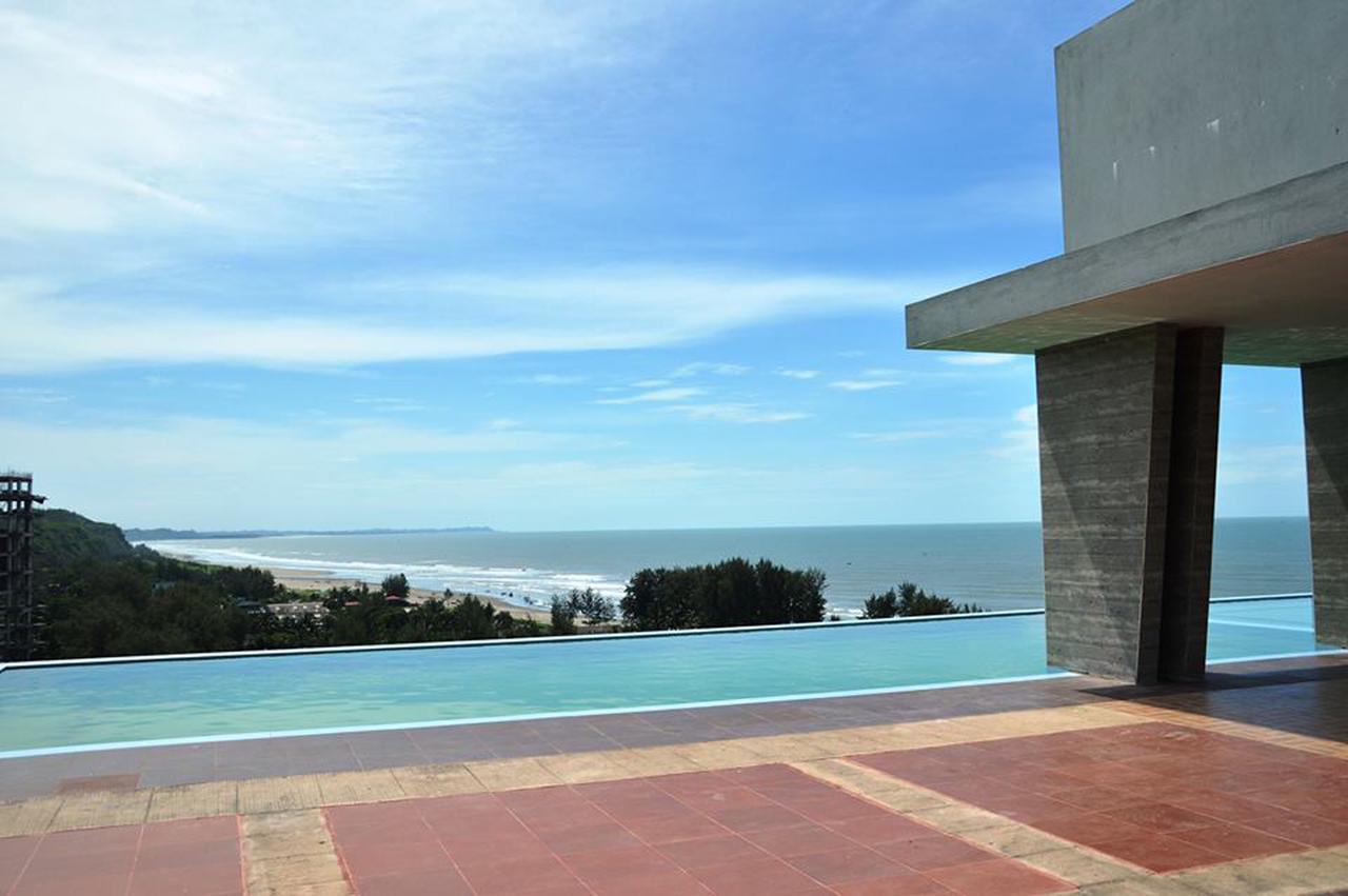 Neeshorgo Hotel & Resort Cox's Bazar Extérieur photo
