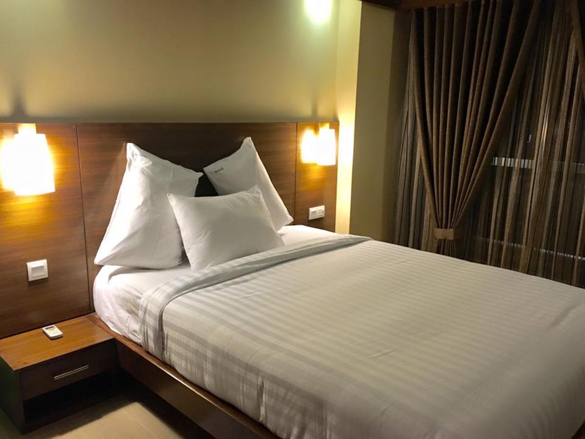 Neeshorgo Hotel & Resort Cox's Bazar Extérieur photo