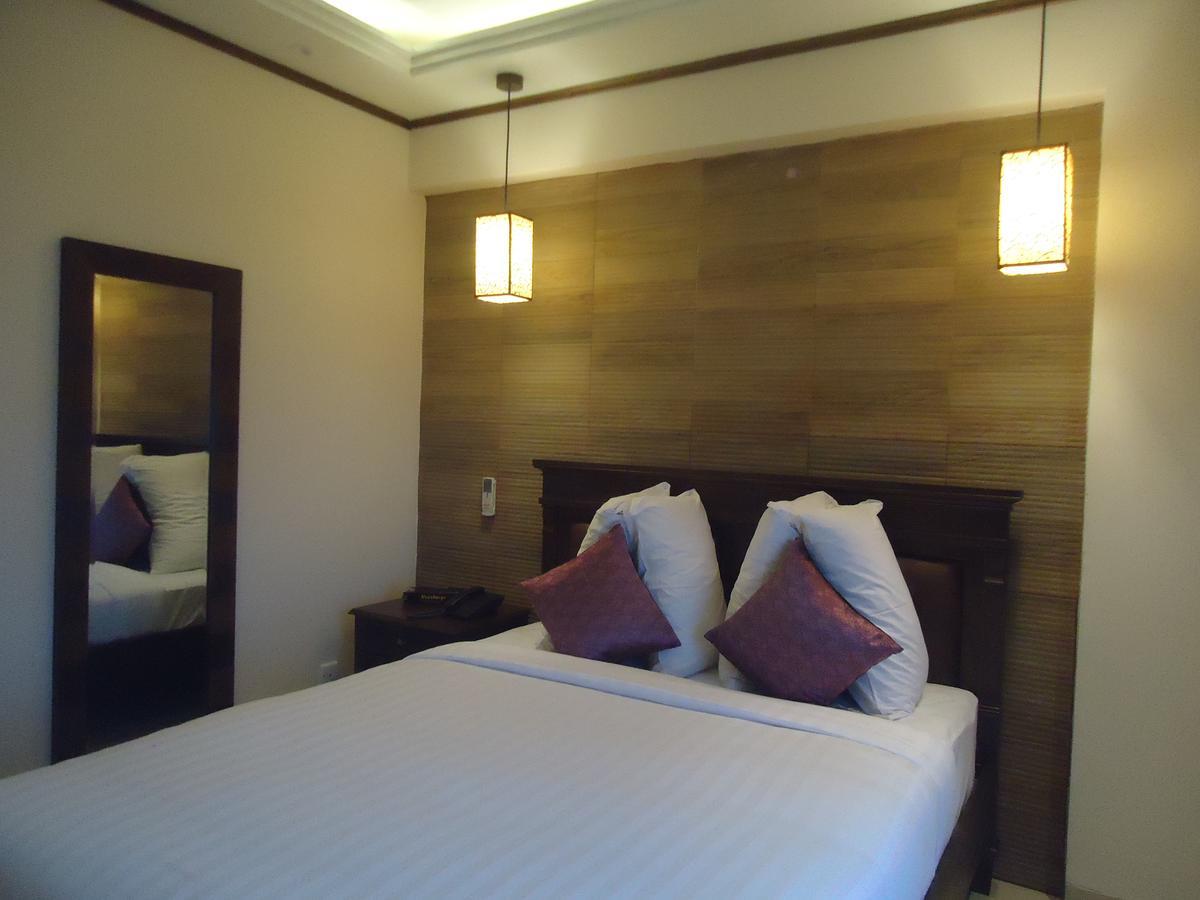 Neeshorgo Hotel & Resort Cox's Bazar Extérieur photo