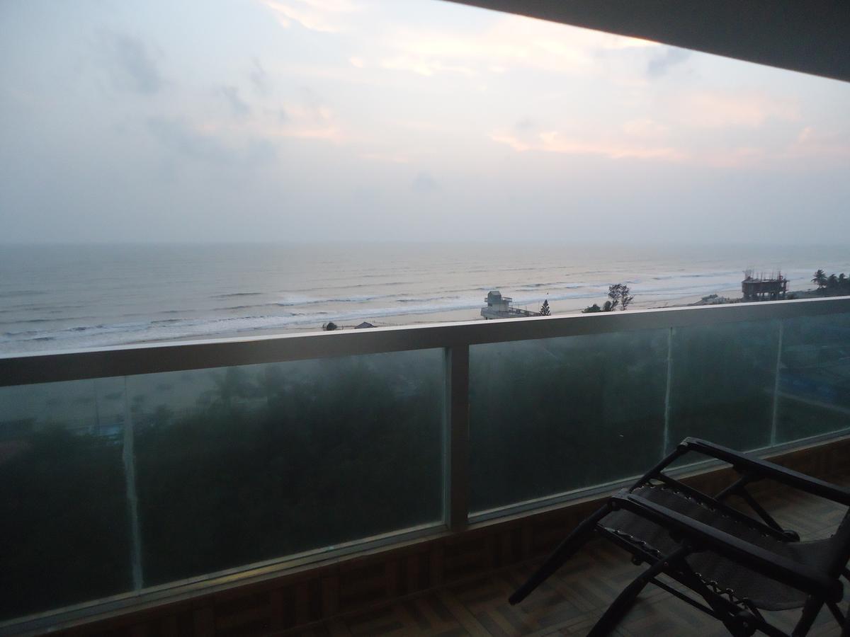 Neeshorgo Hotel & Resort Cox's Bazar Extérieur photo