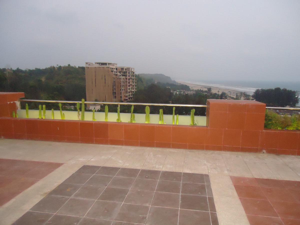Neeshorgo Hotel & Resort Cox's Bazar Extérieur photo