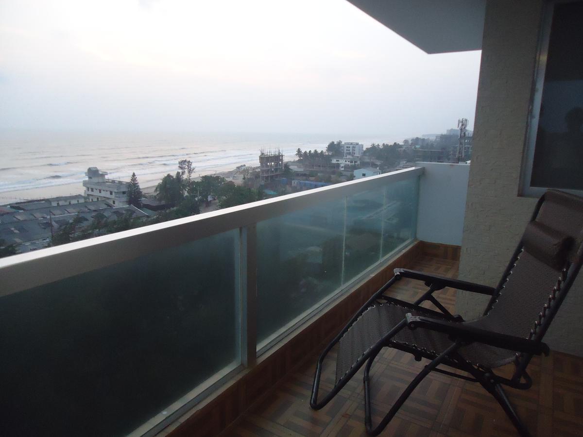 Neeshorgo Hotel & Resort Cox's Bazar Extérieur photo