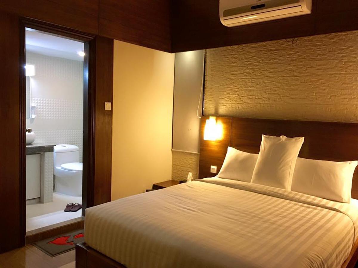 Neeshorgo Hotel & Resort Cox's Bazar Extérieur photo